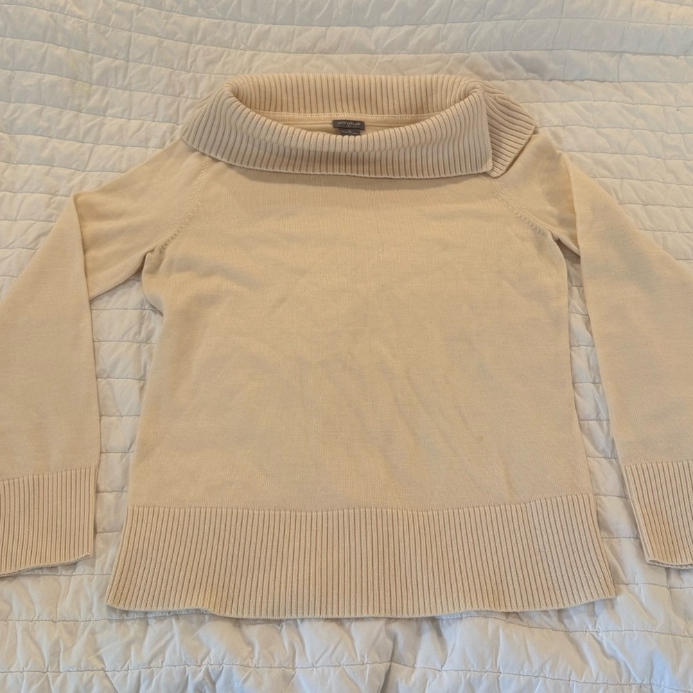 LOFT Cream Women's Sweater